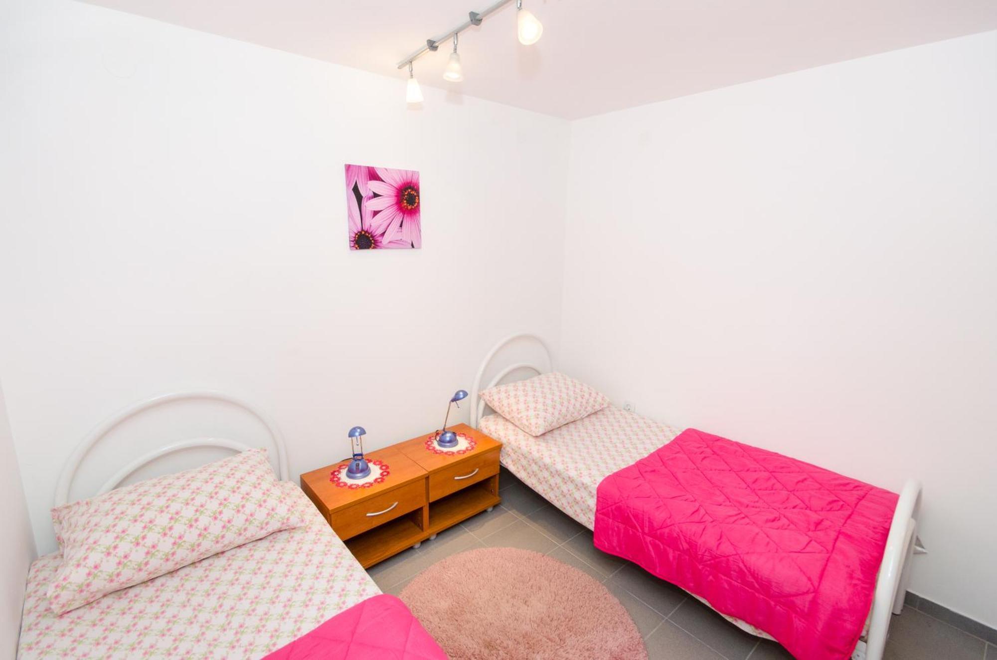 Molo View Apartment ロヴィニ エクステリア 写真